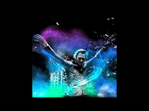 Tiesto ft. Kay vs. Jump Smokers ft. Pitbull: It's Spring Break, Play Hard! (Head Trip3d Mashup)