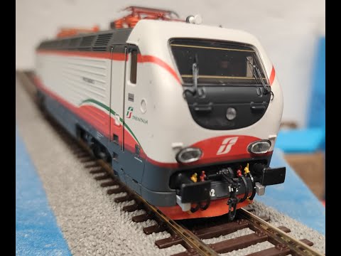 Trenitalia FB9817 Frecciabianca Venezia S.L. - Lecce anno 2015