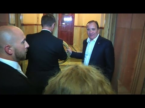Här går Sveriges blivande statsminister hem och lägger sig - Nyheterna (TV4)