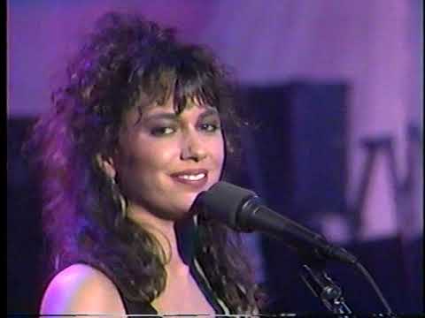 Frank Zappa & The Bangles – The Late Show with Joan Rivers -1986