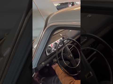 Peugeot 404 super luxe,Baujahr 2/68