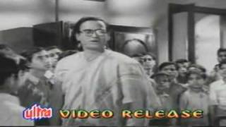 Hum Laye Hain Toofan Se Kisti Nikal Ke, Ish Desh - YouTube