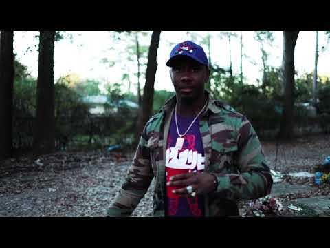 GravitiE - Struggle (Official Video)