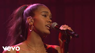 Amber Mark - Love Me Right (Live On Late Night With Seth Meyers/2018)
