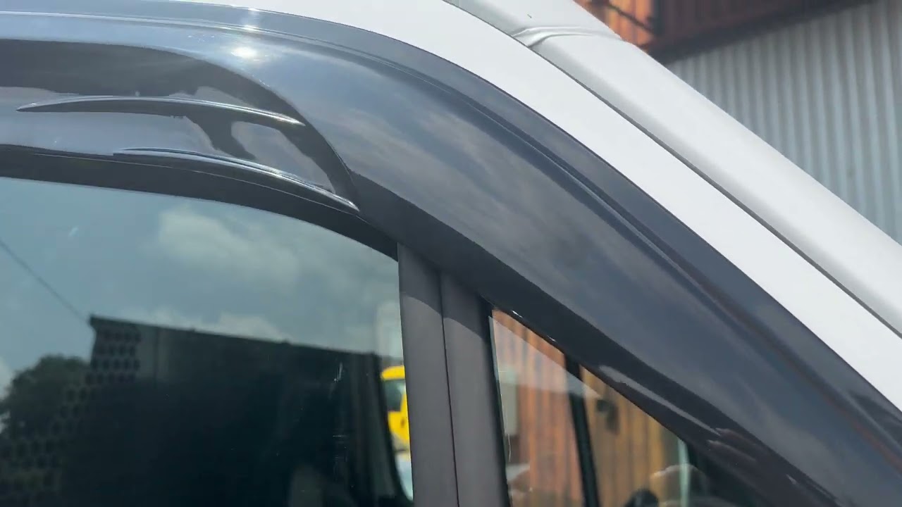 Ветровики на окна (2 шт, Sunplex Sport) Video 1