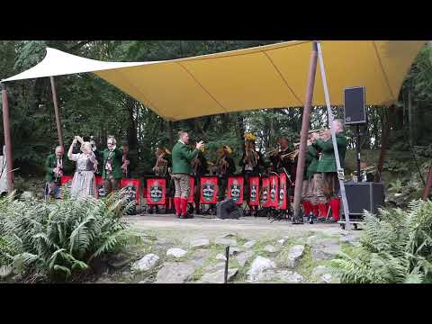 Die Edelweiss Kapelle speelt Musikantenfest en Bis bald auf Wiedersehen.