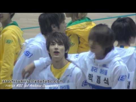 [FANCAM] 110123 ZE:A Hyungsik and 2 lucky(?) hyungs