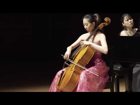 江口 友理香　えぐち ゆりか（チェロ）　Yurika EGUCHI