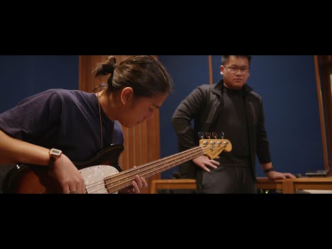 IQBAAL NGISI BASS UNTUK THEME FILM MENCURI RADEN SALEH | TAYANG 25 AGUSTUS 2022