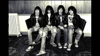 I Can&#39;t Make It On Time -  Ramones
