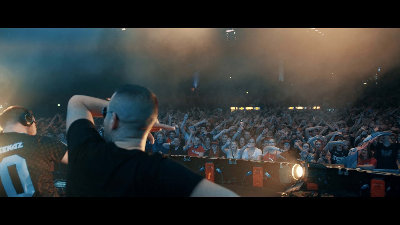 Ti-Mo — Stay (Da Tweekaz Remix)