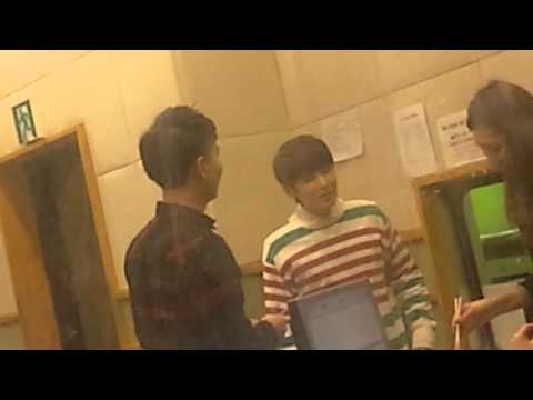 [fancam]120215 sukira minwook