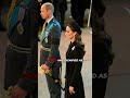 Kate vs Meghan: The Curtsy That Spoke Volumes at the Queen’s Funeral 💐👑