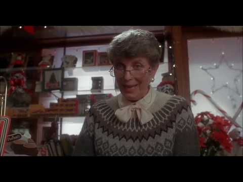 Home Alone (1990)- Supermarket Scene (2/2)