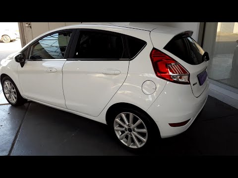 152D33125 - 2015 Ford Fiesta TITANIUM LOVELY CONDITION 1 ECO BOOST 12,694