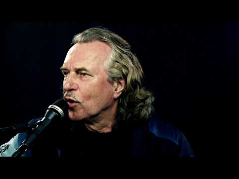 AKUSTIK GITARRE 4-2018: World of Strings - Hans Theessink  - Johnny and the Devil