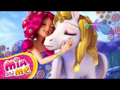 Mia Comforts Onchao The Unicorn - Mia and me - Season 2🦄🌈
