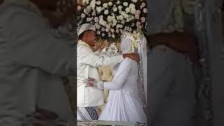 Download lagu pengatin laki malu malu mencium pengantin wanita  wew😀😀😀 mp3