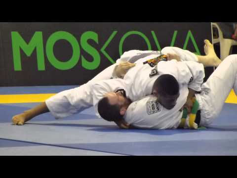 Tim Spriggs - IBJJF European Open 2013 - Purple Adult - Heavy