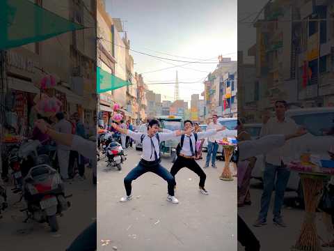 La La La || Trending Shorts #shorts #ytshorts #dance #danceinpublic #anshkukreja #bollywood