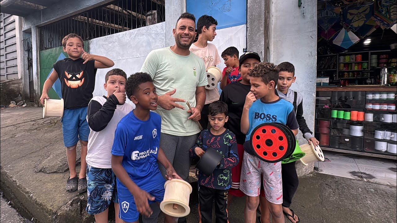 CARRETILHA PARA A GAROTOS DE MAUA 