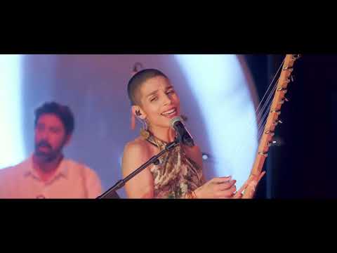 Bidonville - Siân Pottok