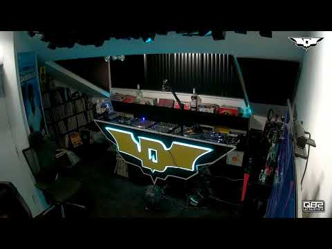 Darkraver! Doing what he does best!