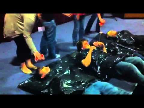 download lagu mp3 mp4 Monsters Stink Holiday Club, download lagu Monsters Stink Holiday Club gratis, unduh video klip Monsters Stink Holiday Club