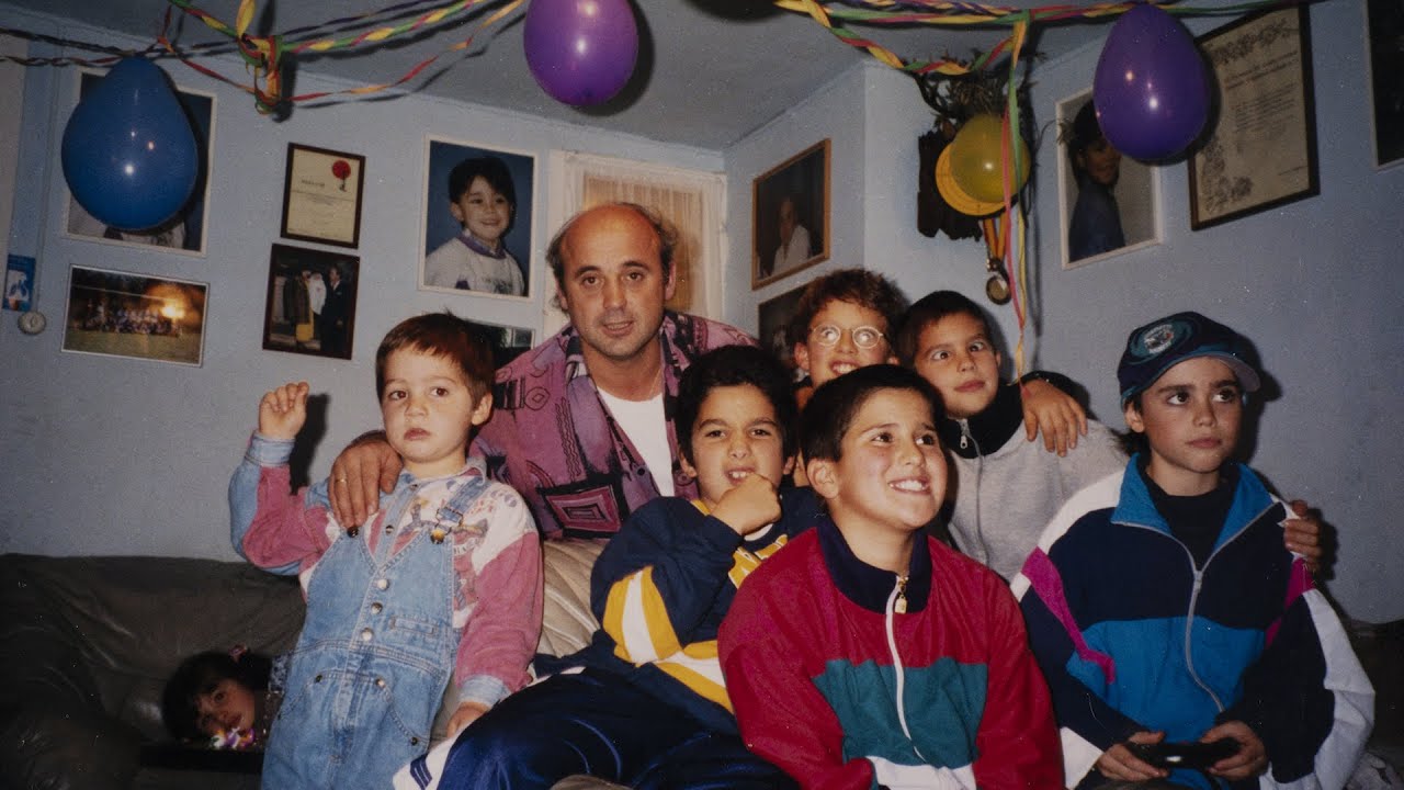 Mes amis espagnols, un film de Adrien Bordone - Bande annonce