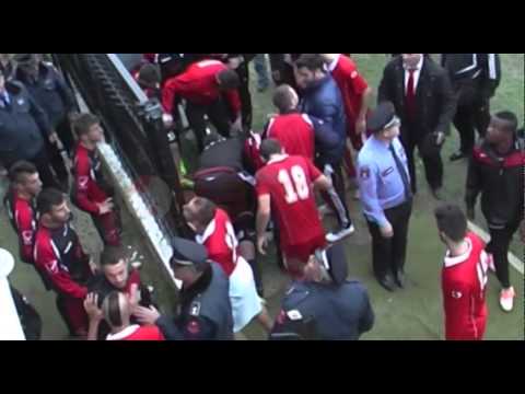 Rikthehet dhuna në stadiumet Shqiptare,  goditet futbollisti i Tërbunit - Ora News- Lajmi i fundit-