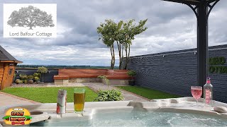 Lord Balfour Cottage - Stunning cottage with hot tub, cinema room, barbecue hut and more!