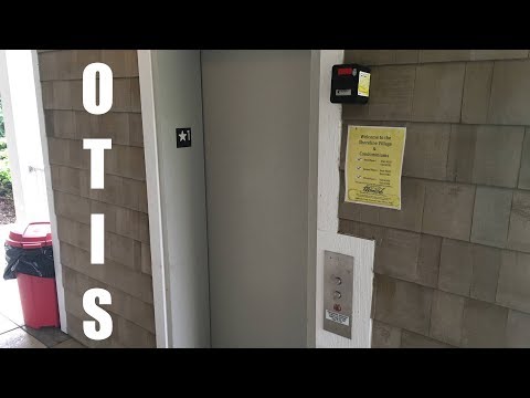 Otis Hydraulic Elevator @ The Harborview Building - Gills Rock, WI