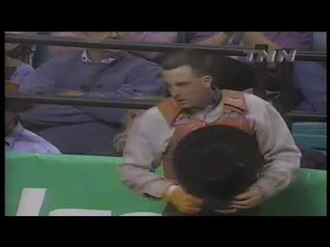 Lonnie Steverson vs Jammin Joe - 98 PBR Finals (84 pts)