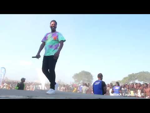 Henry Czar's Mzuzu Performance