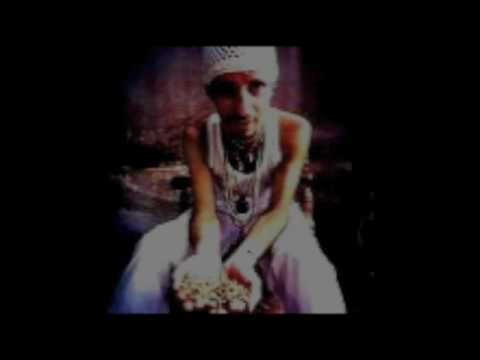 AYA WASKA FEAT SERGENT GARCIA - QUE PASSA