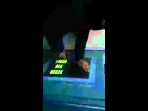 Fler wirft eine Flasche auf Animus!!!