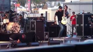 Lit - Four and C&#39;mon - Live at the San Diego County Fair - July 2, 2012 - Summerland Tour