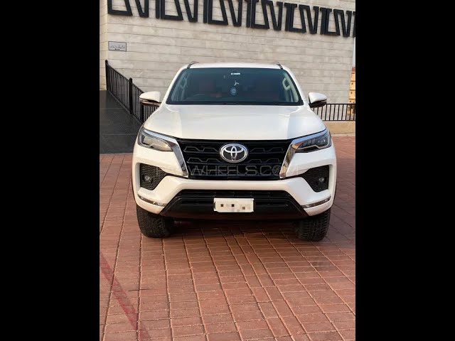 Toyota Fortuner 2.7 G 2021 Video