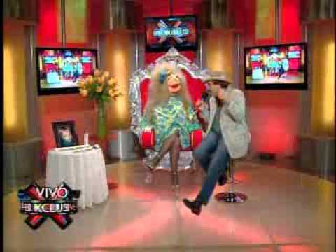 SuperXclusivo - Encuesta por precio del pollo en las noticias de Univitrón