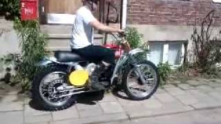 preview picture of video 'Husqvarna 400 cross 1969 testride'