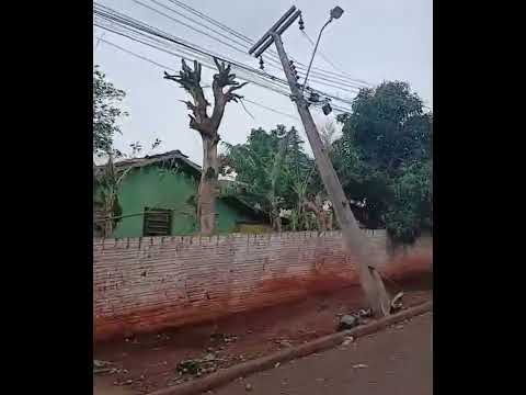 BOM SUCESSO - Chuva de granizo e vento causou estragos no município