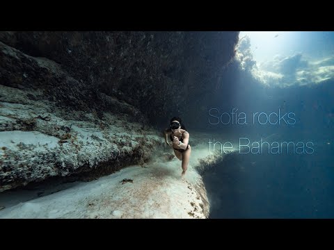 Sofía rocks the Bahamas
