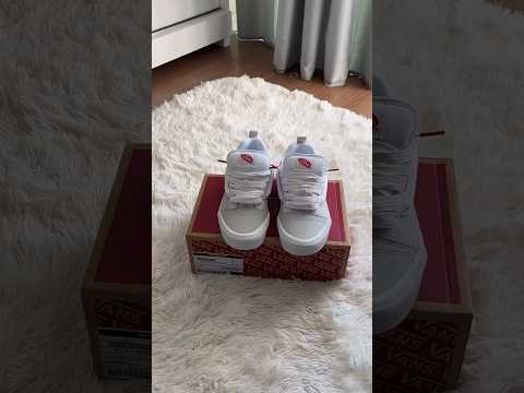 Vans knu white 🤍🎥 @evellyn_vogt-#vans #vansknuskool #vansoldskool #vansauthentic #shorts