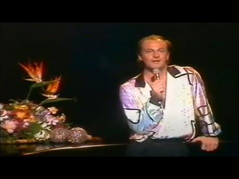 Peter Allen "Tenterfield Saddler" Royal Charity Concert Sydney 1980
