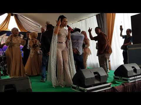 GURAT BUMI  Tika zeins Bintang Pantura3