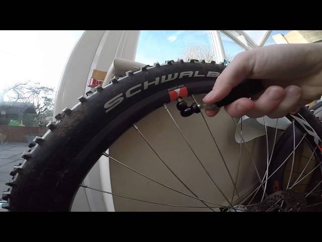 LEZYNE TWIN SPEED DRIVE CO2 INFLATOR SILVER
