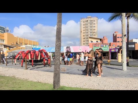 🌴 Atalaia Beachfront: A stroll along Cinelândia Beach in Aracaju