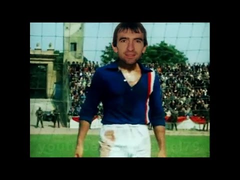 Boca Juniors' commentator, angry, comments on Barovero's save and the end of the match.