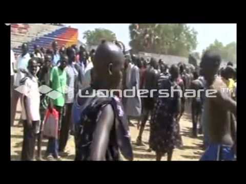 Bor and Mundari Youths Dancing