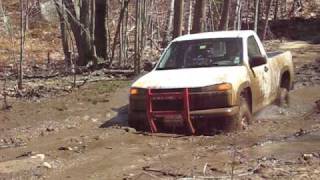 preview picture of video 'Chevy Colorado Mud Run at the Lewiston Off-Road Park.'